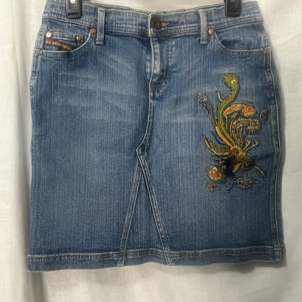 Lee Blue Denim Pencil Skirt with Embroidery size 7 vintage